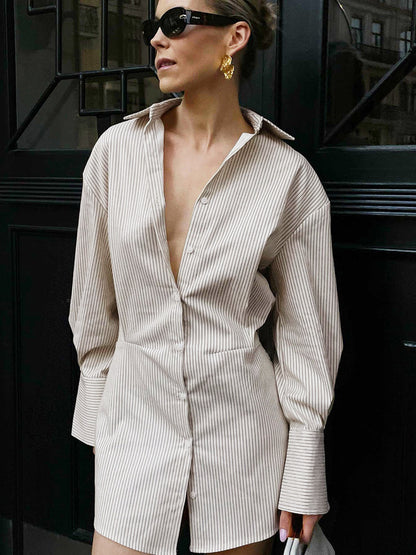 Effortlessly Elegant Dress with a Timeless Design