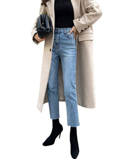 Well Tailored Trousers with a Graceful Silhouette