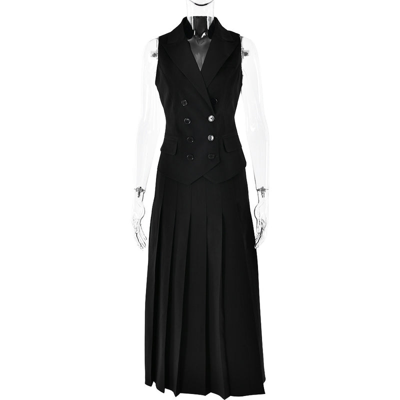 Sophisticated Dress with a Clean Classic Look