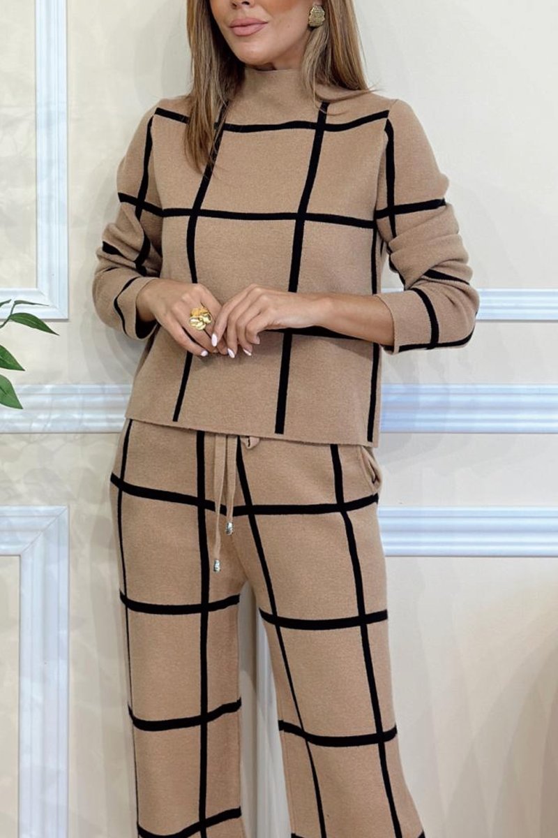 Beautifully Finished Garment in a Timeless Design