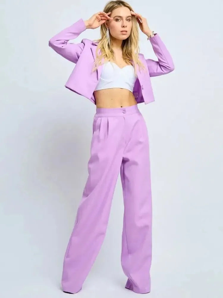 Beautiful Set with Unique Style