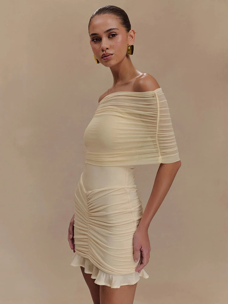 Well Tailored Dress with a Graceful Silhouette