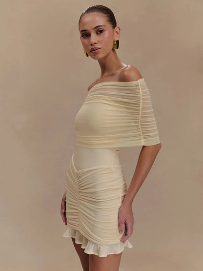 Well Tailored Dress with a Graceful Silhouette