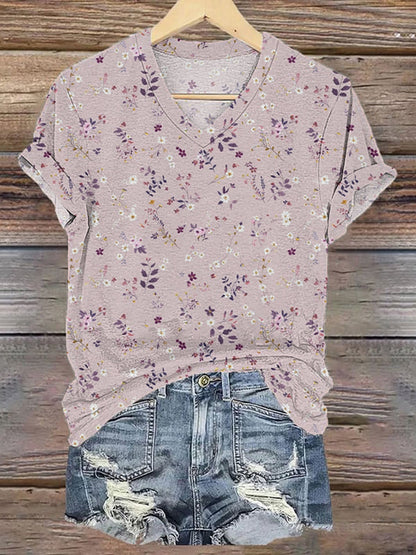 Beautifully Finished T-Shirt in a Timeless Design