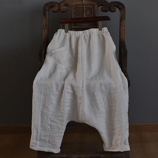 Well Tailored Pants with a Graceful Silhouette