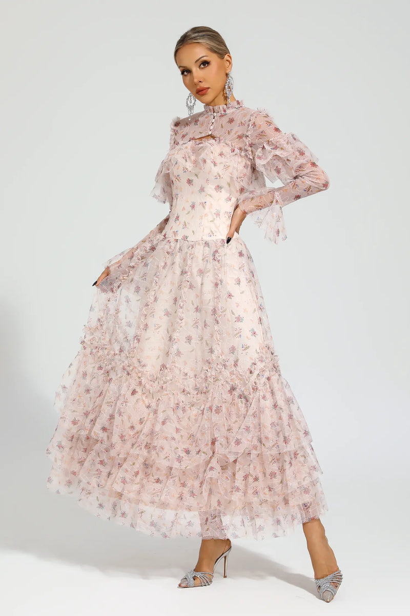 Gracefully Styled Dress for Any Occasion