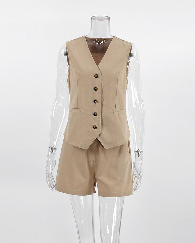 Well Tailored Garment with a Graceful Silhouette