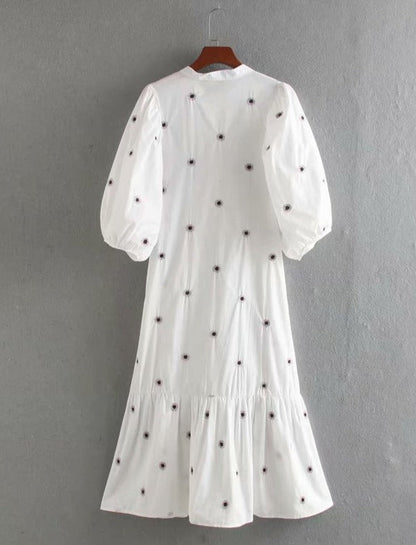 Classic Vintage & Enduringly Stylish Dress