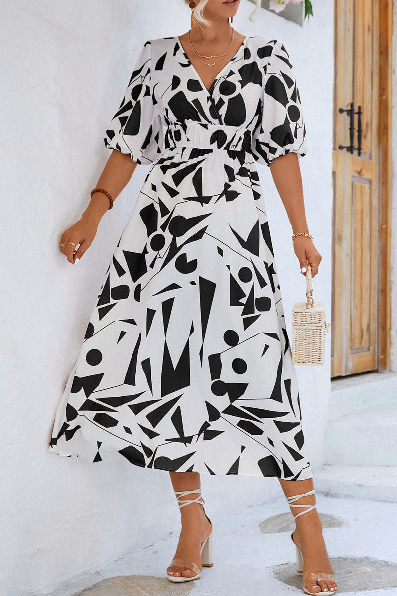 Sophisticated Dress with a Clean Classic Look