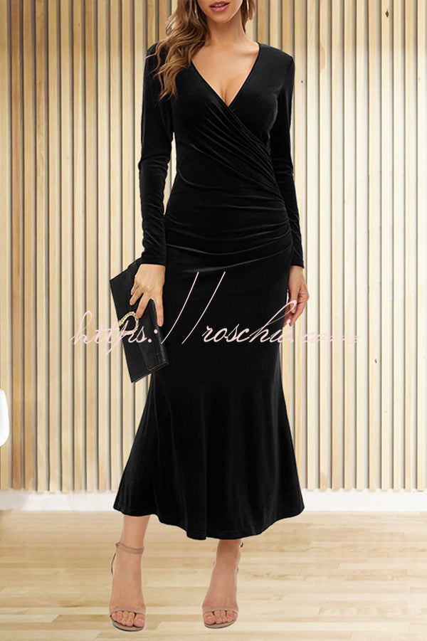 Classic Vintage & Enduringly Stylish Dress