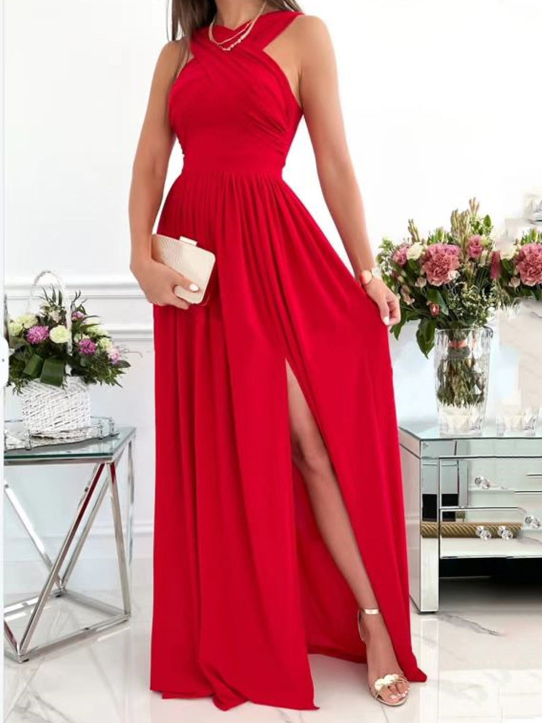 Classic Vintage Dress with a Flattering Fit