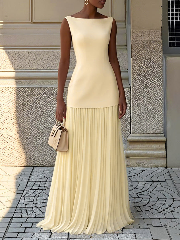 Well Tailored Dress with a Graceful Silhouette