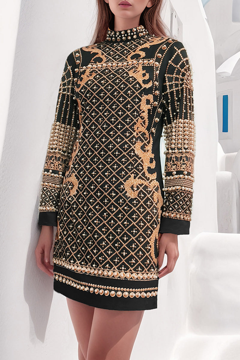 Beautifully Finished Dress in a Timeless Design