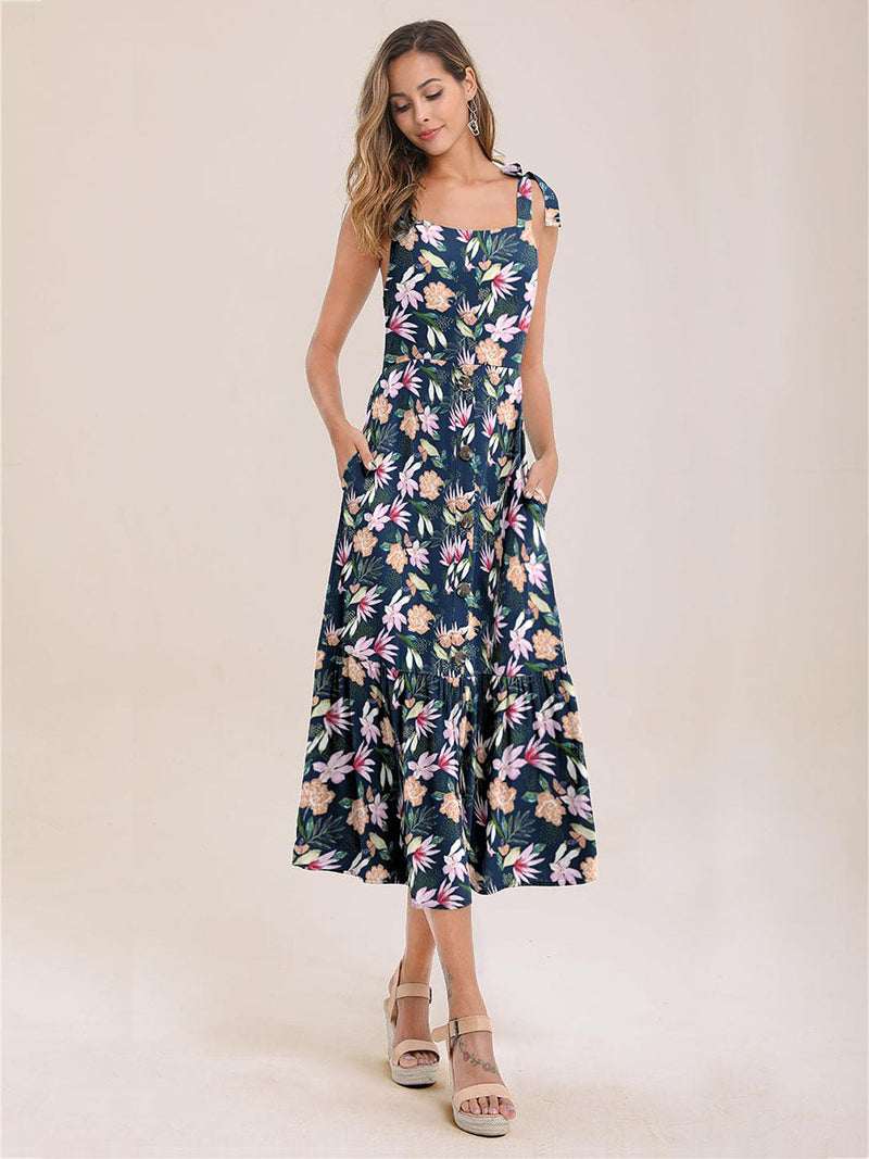 Well Tailored Dress with a Graceful Silhouette