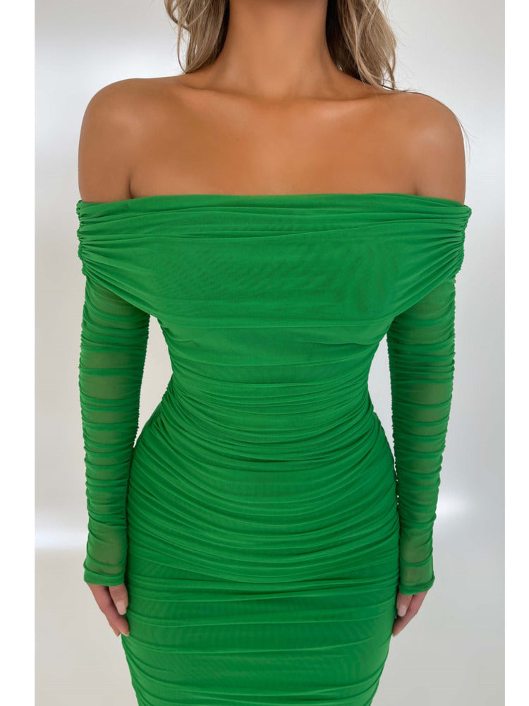 Well Tailored Dress with a Graceful Silhouette