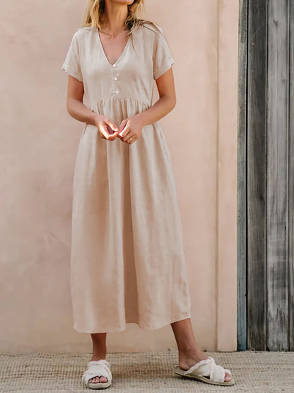 Sophisticated Dress with a Clean Classic Look