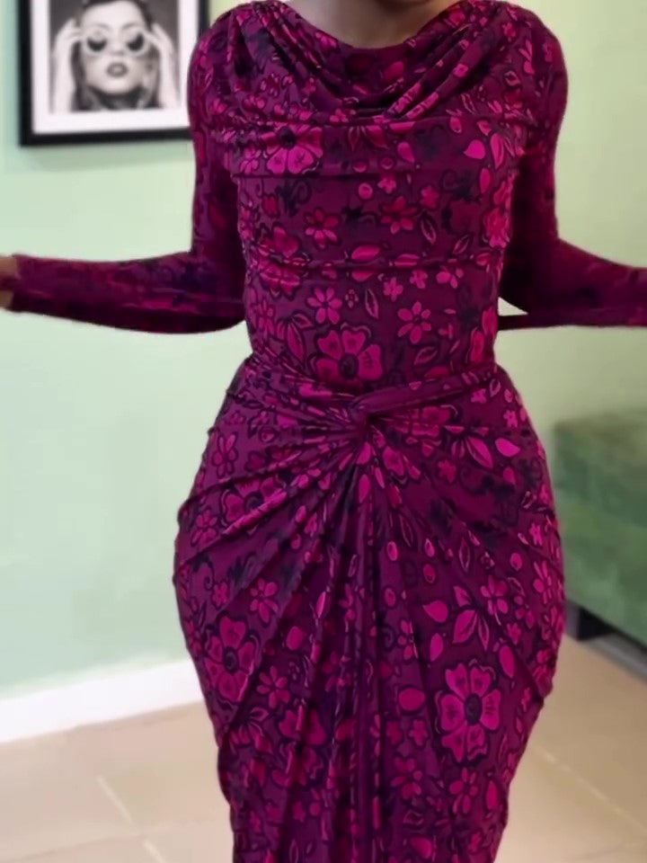 Well Tailored Dress with a Graceful Silhouette