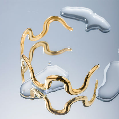 Charming Gold Bracelet for Any Occasion