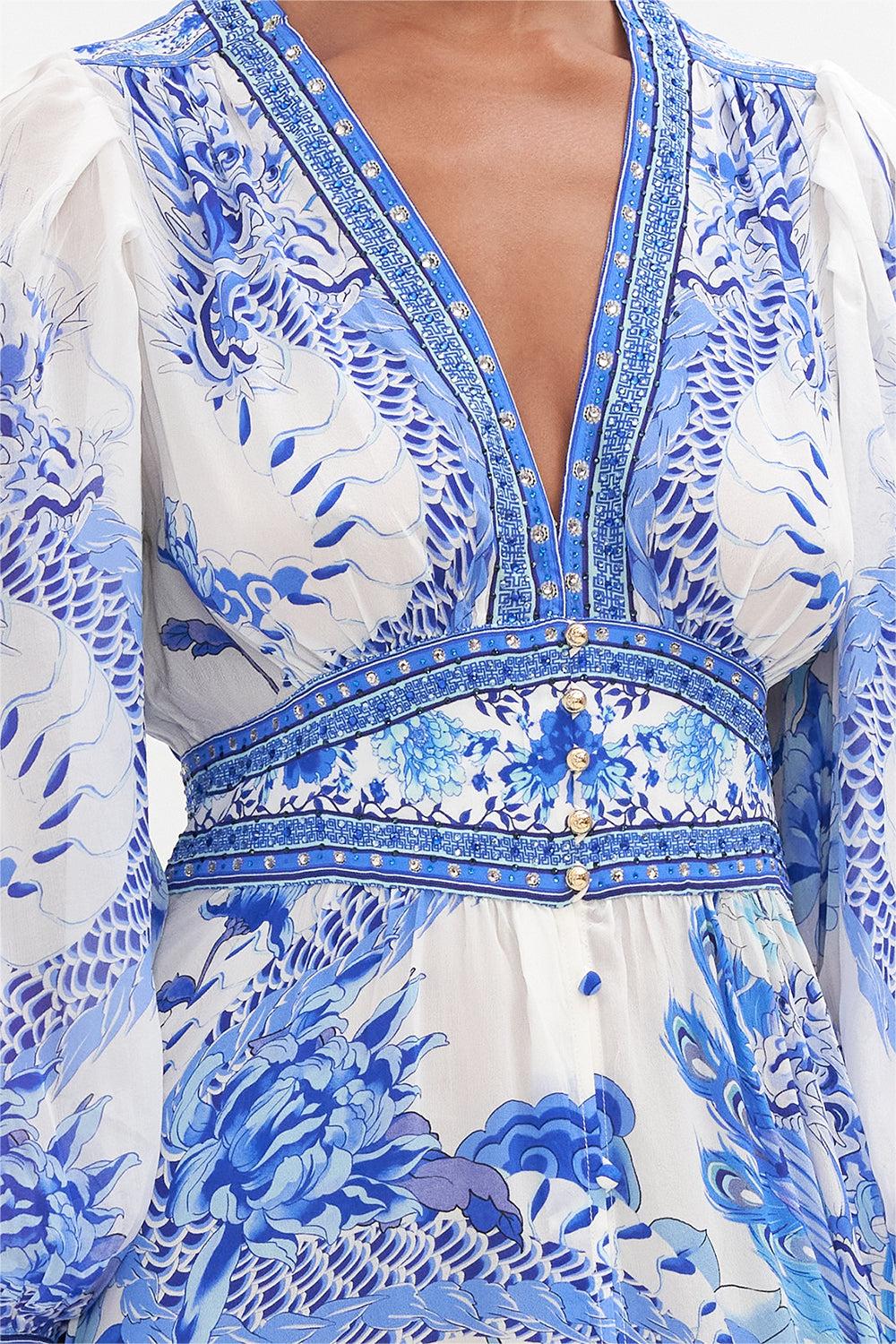 Classic Vintage Dress with a Flattering Fit