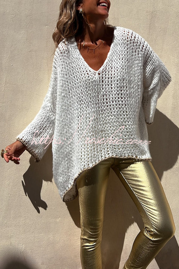 Well Tailored Sweater with a Graceful Silhouette