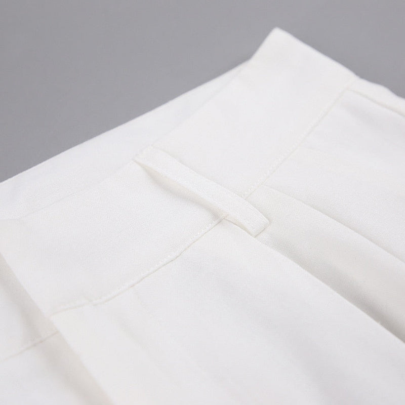 Beautifully Finished Garment in a Timeless Design
