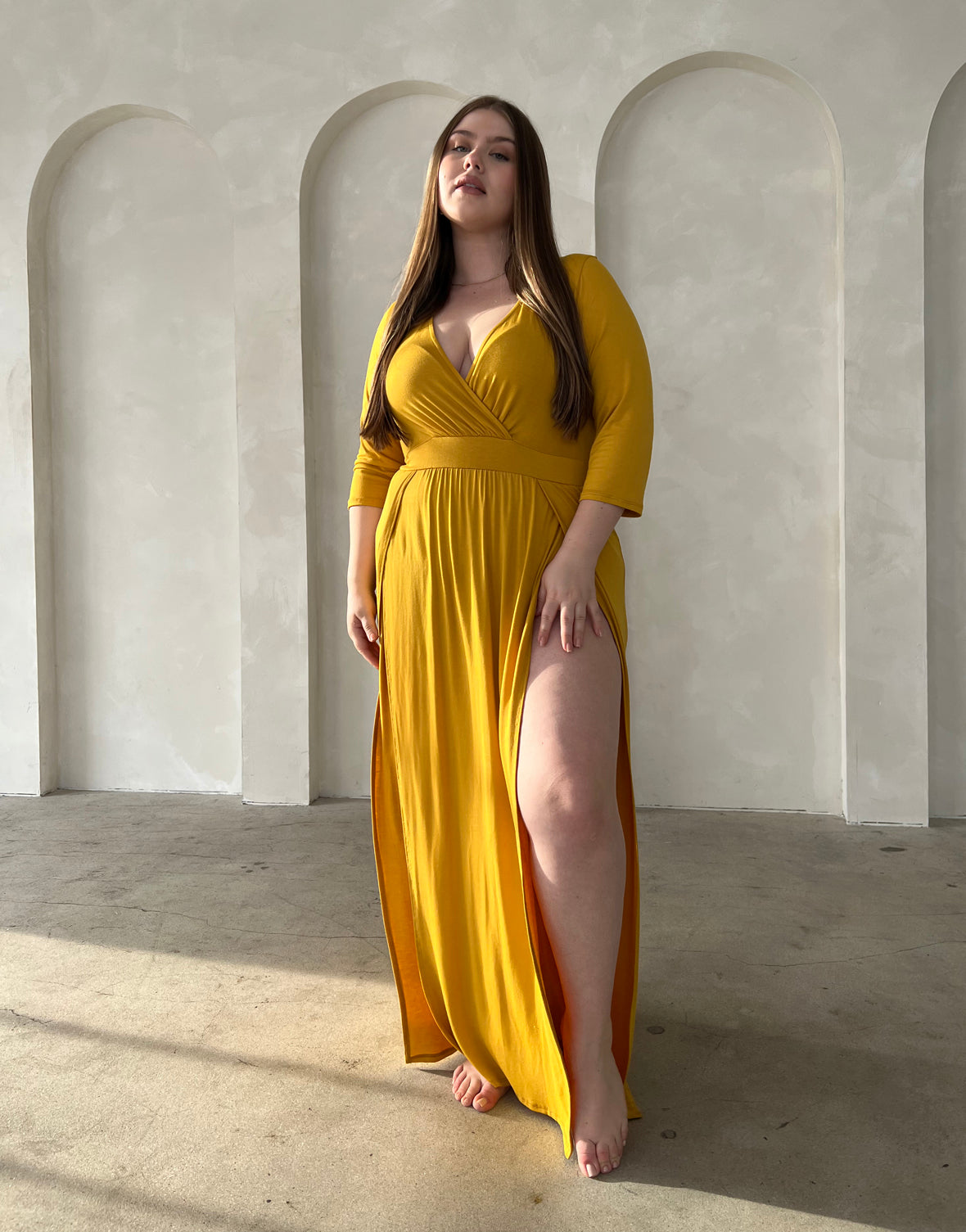 Beautifully Finished Dress in a Timeless Design