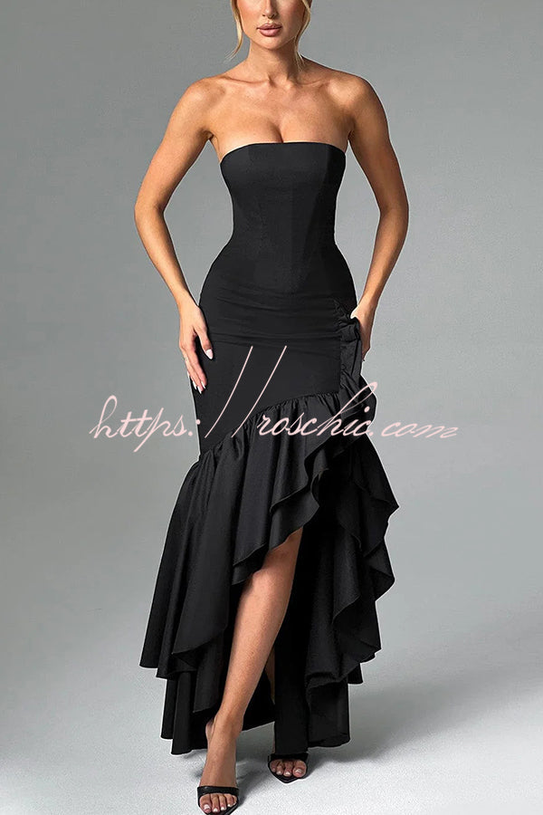Well Tailored Dress with a Graceful Silhouette
