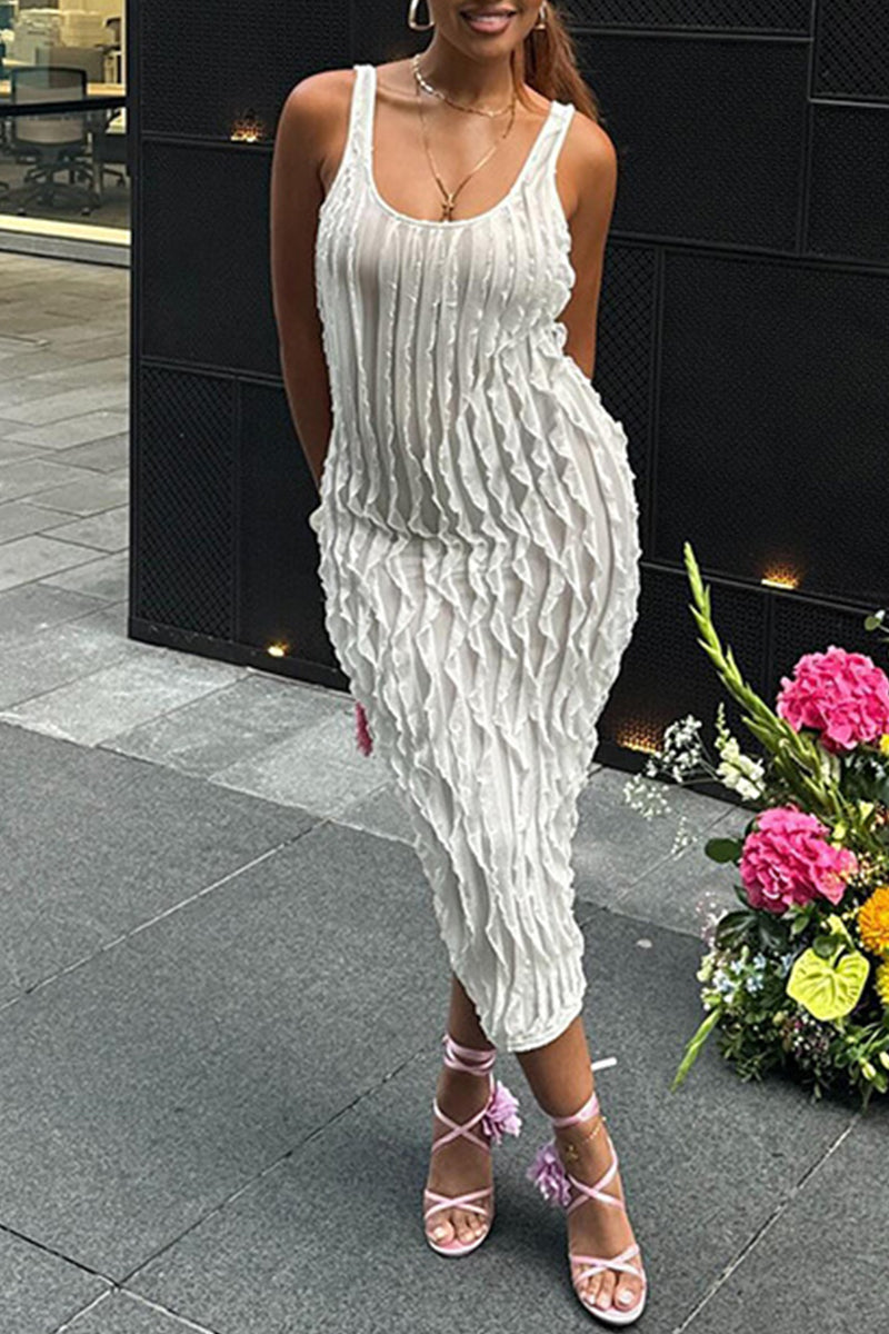 Sophisticated Dress with a Clean Classic Look