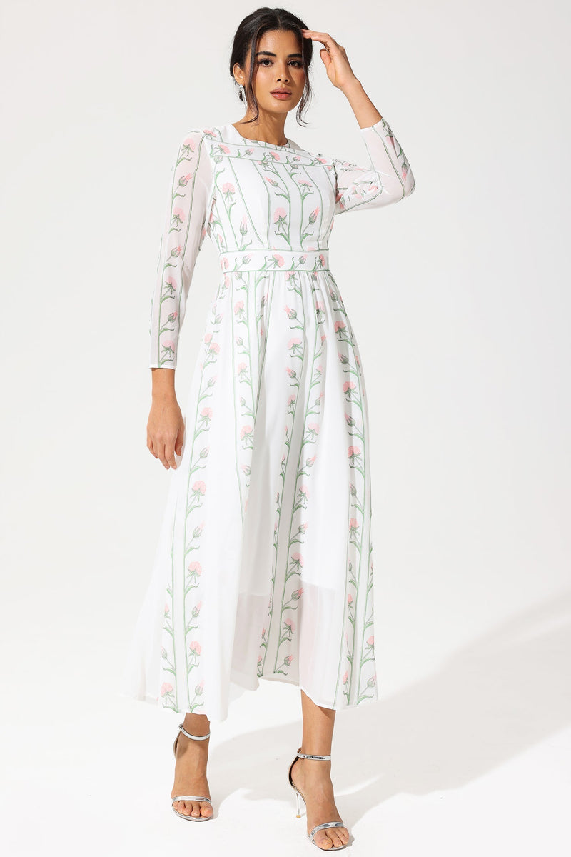 Well Tailored Dress with a Graceful Silhouette
