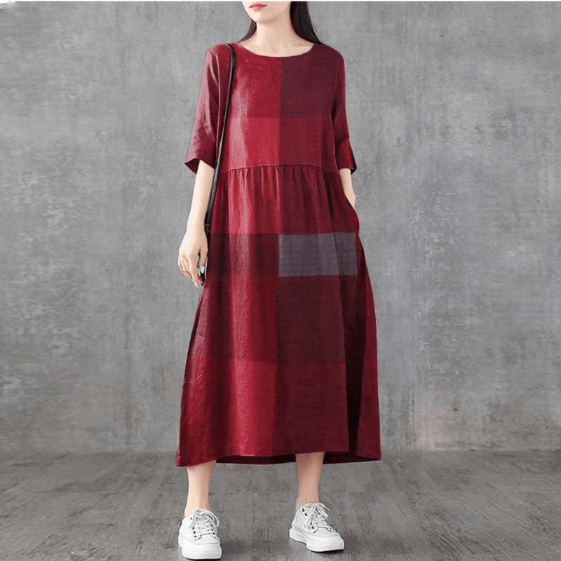 Beautifully Crafted Dress in a Classic Style