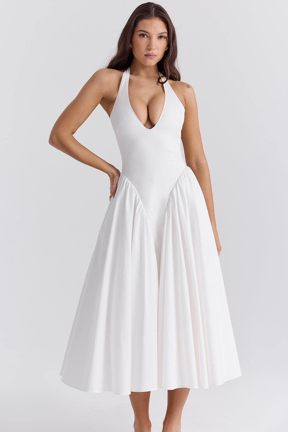 Classic Vintage Dress with a Flattering Fit