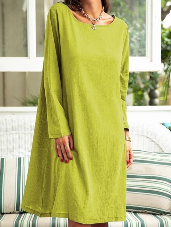 Effortlessly Elegant Dress with a Timeless Design