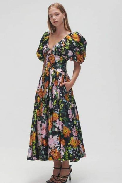 Polished Dress with an Effortless Classic Look