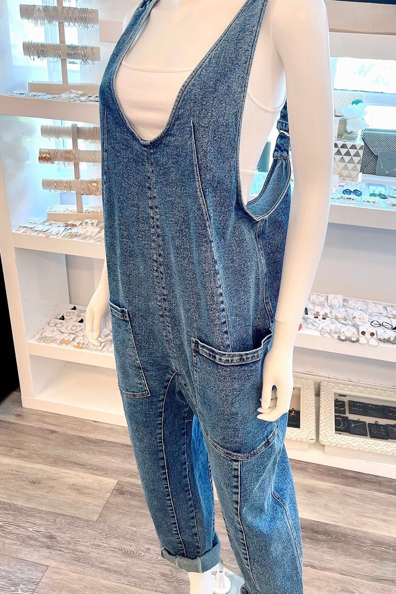 Well Tailored Garment with a Graceful Silhouette
