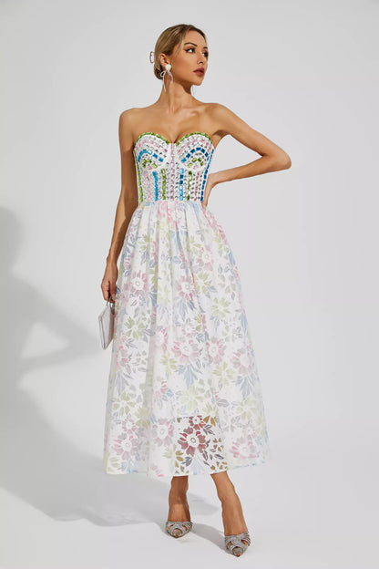 Beautifully Crafted Dress in a Classic Style
