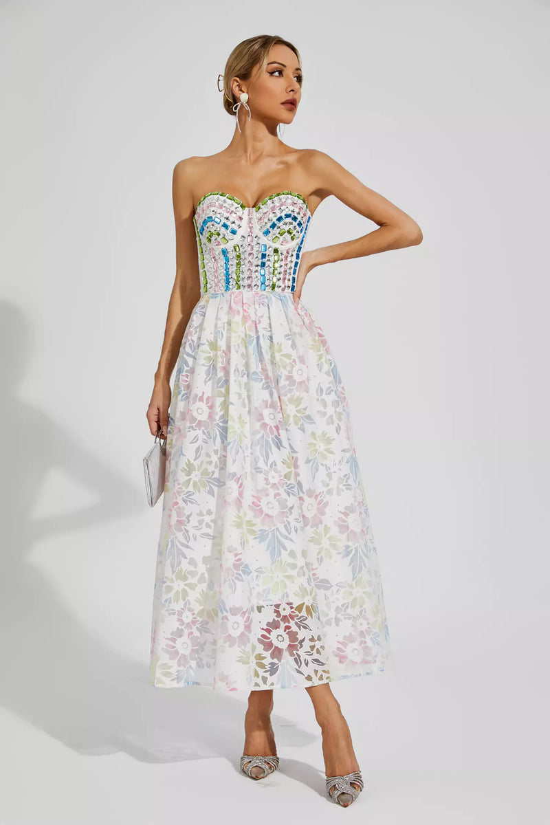 Beautifully Crafted Dress in a Classic Style