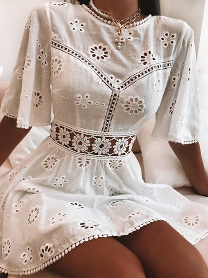 Sophisticated Dress with a Clean Classic Look