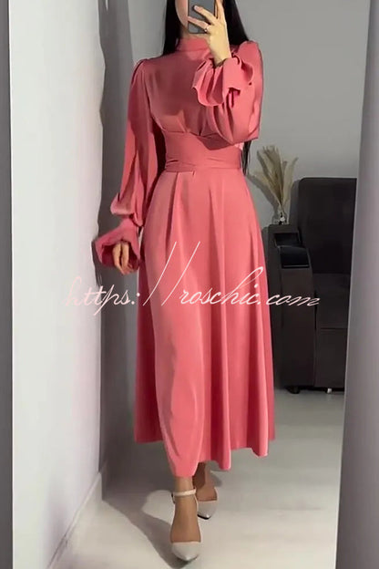 Beautifully Crafted Dress in a Classic Style