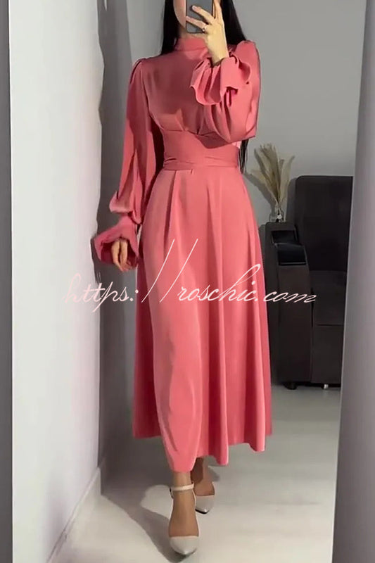 Beautifully Crafted Dress in a Classic Style