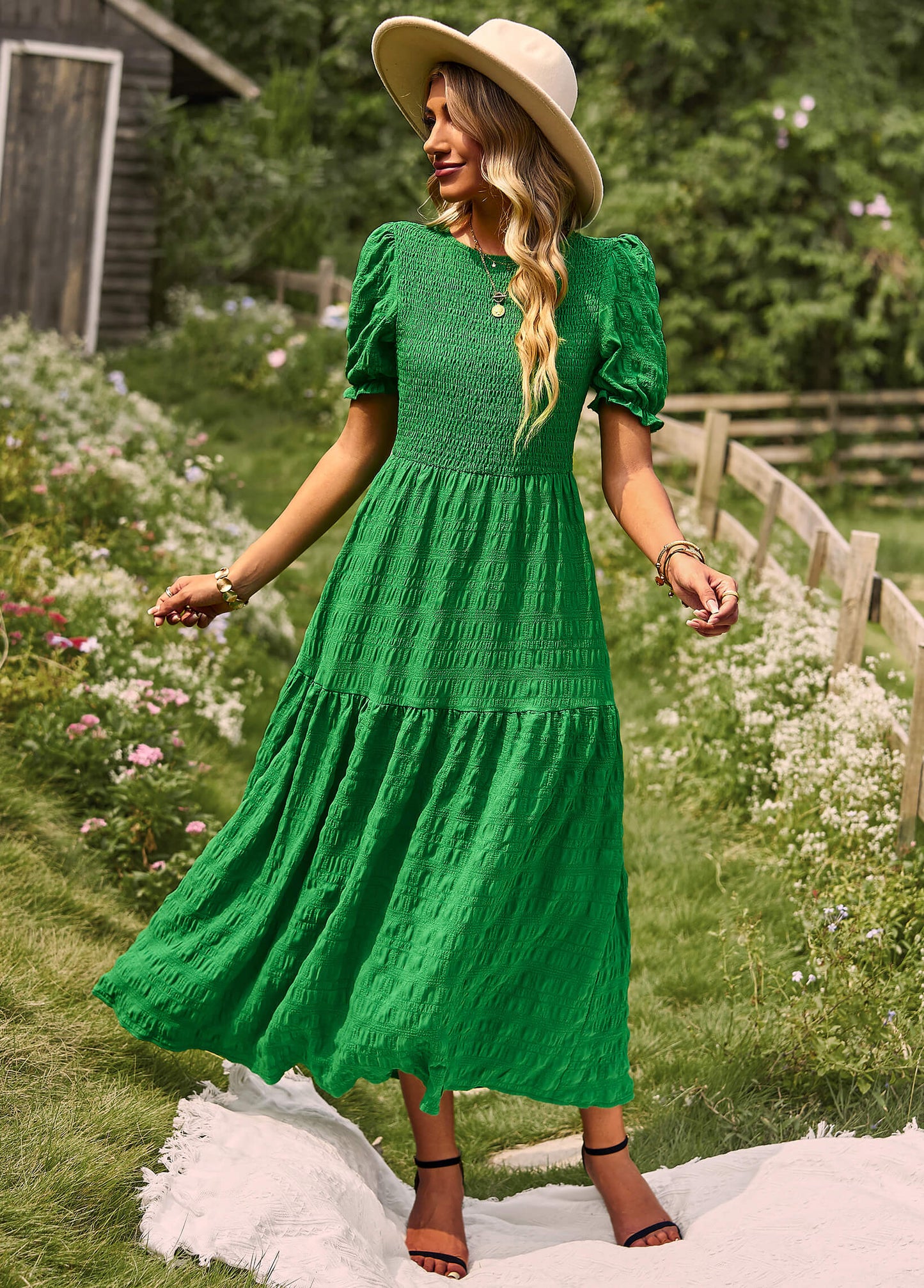 Classic Vintage Dress with a Flattering Fit
