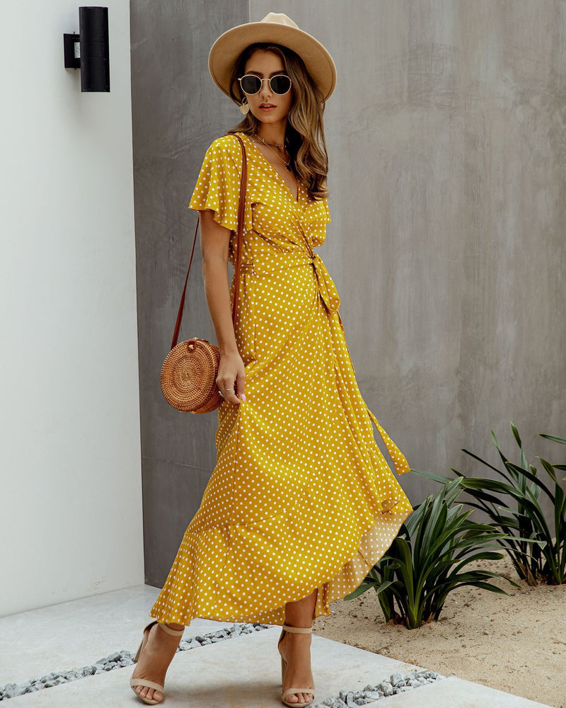 Sophisticated Dress with a Clean Classic Look