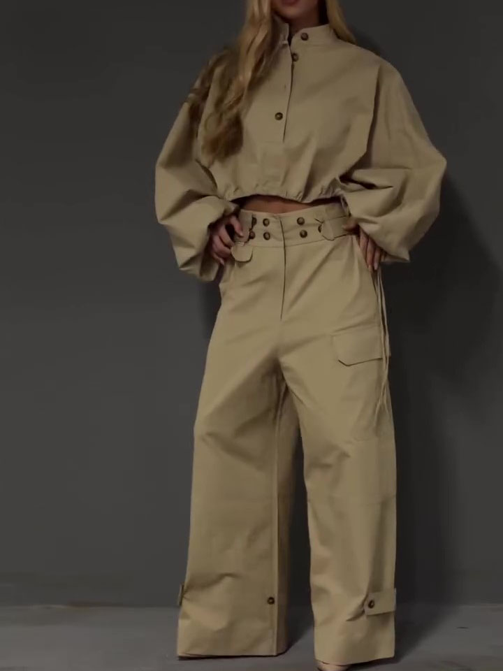 Sophisticated Pants with a Clean Classic Look