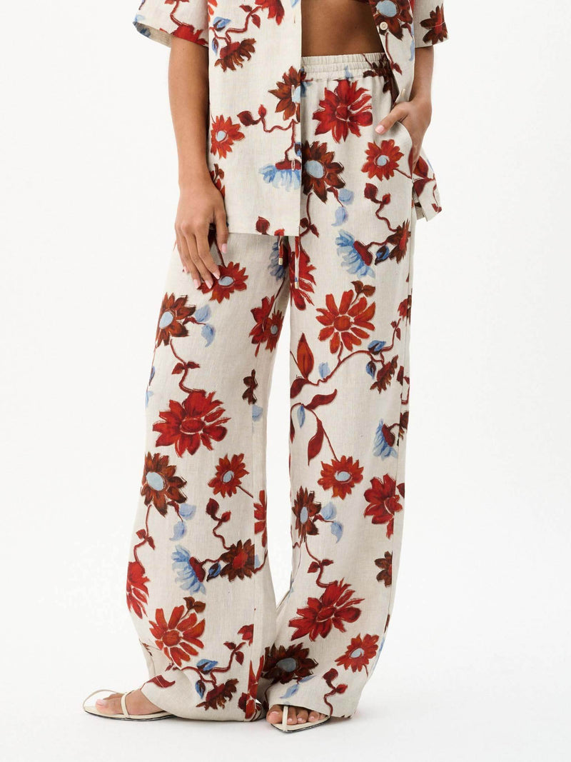 Classic Vintage Pants with a Flattering Fit