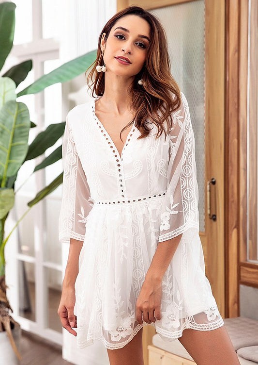 Well Tailored Dress with a Graceful Silhouette