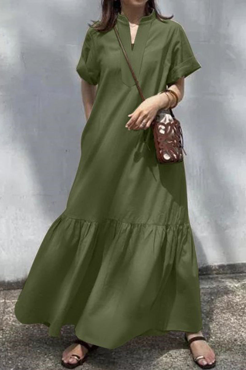 Sophisticated Dress with a Clean Classic Look