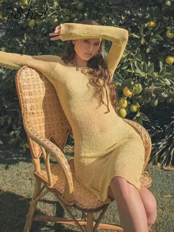 Effortlessly Elegant Dress with a Timeless Design
