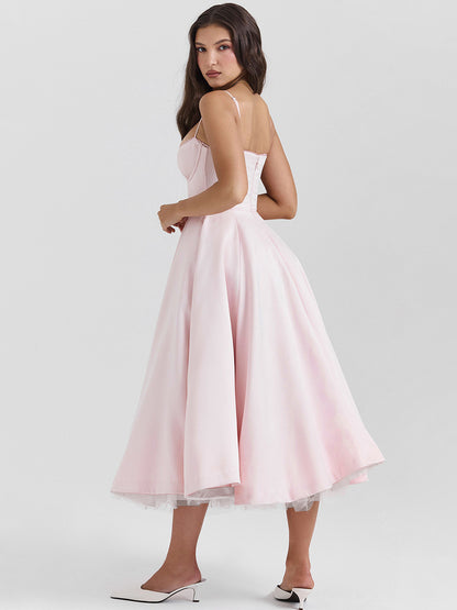Classic Vintage & Enduringly Stylish Dress