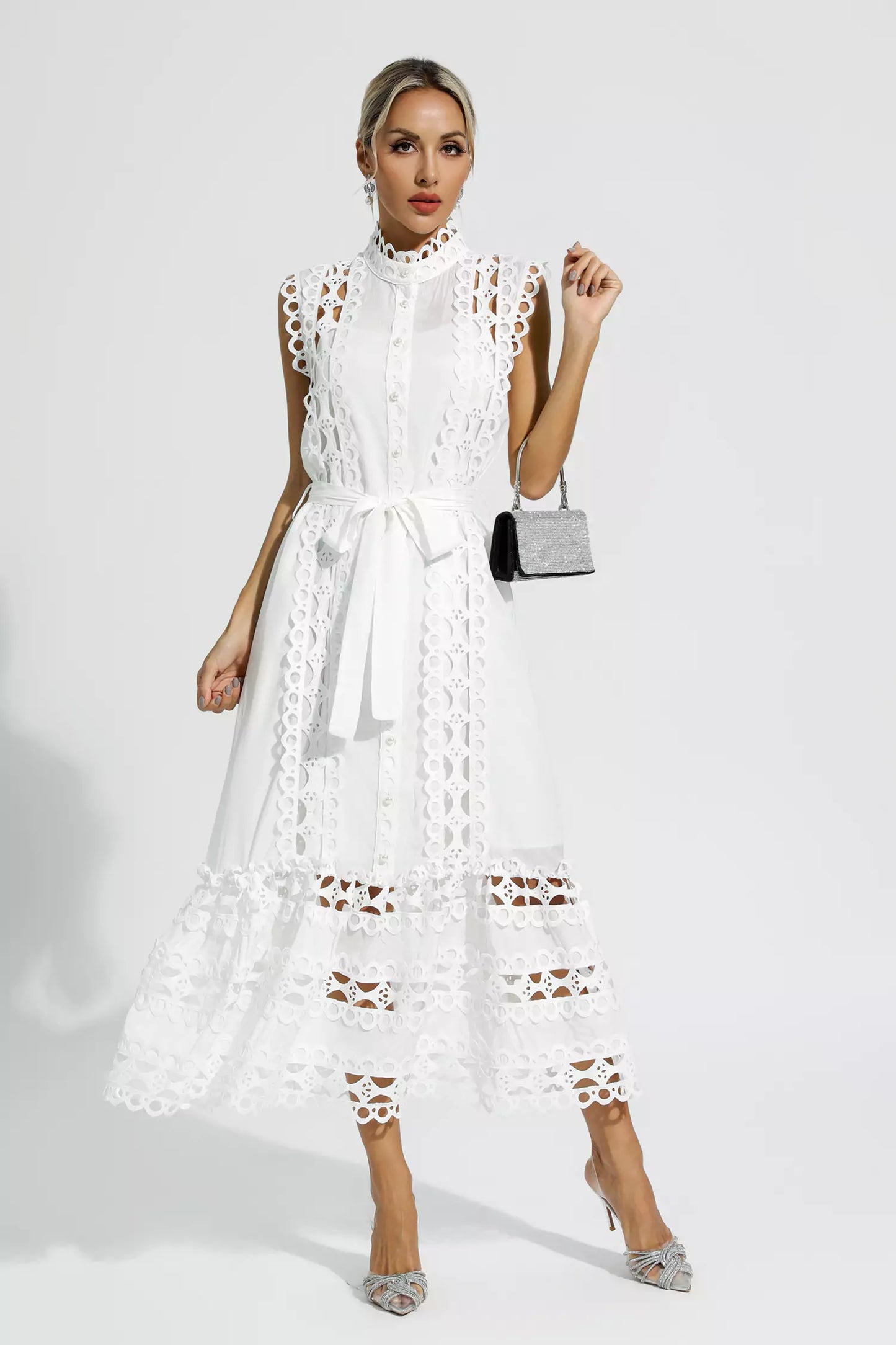 Beautifully Crafted Dress in a Classic Style