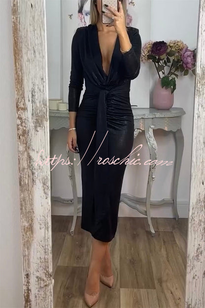 Classic Vintage Dress with a Flattering Fit