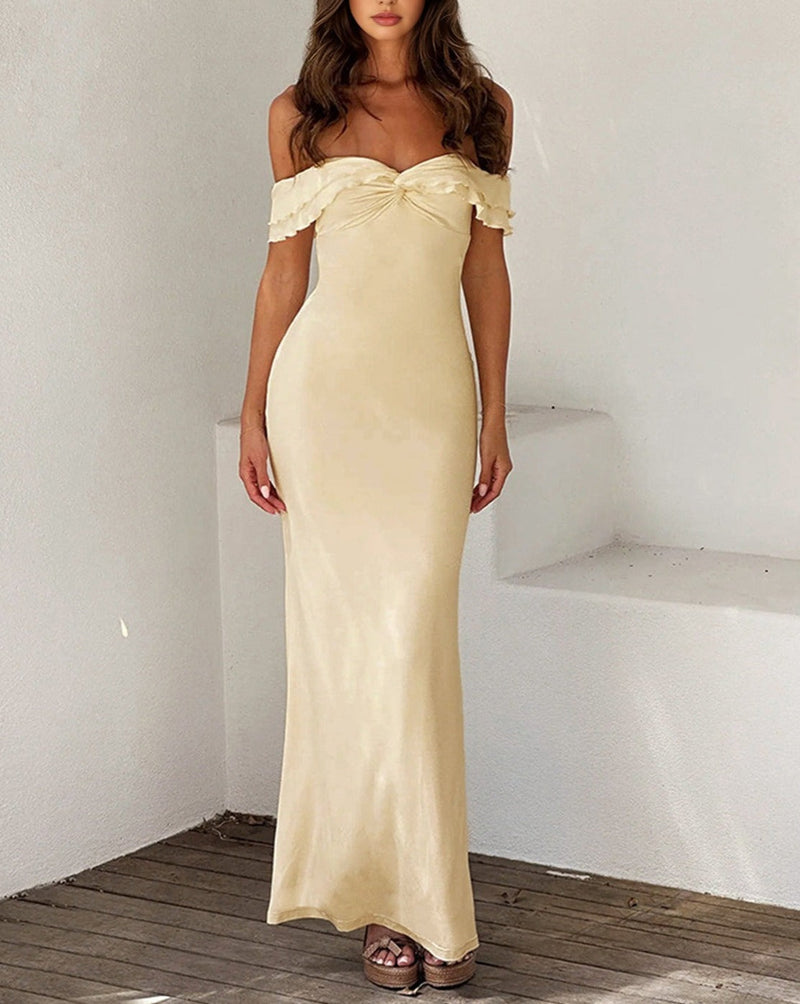 Polished Dress with an Effortless Classic Look